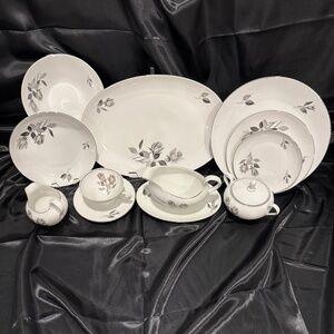 Cathedral Bavaria West Germany "Silhouette Rose" pattern set